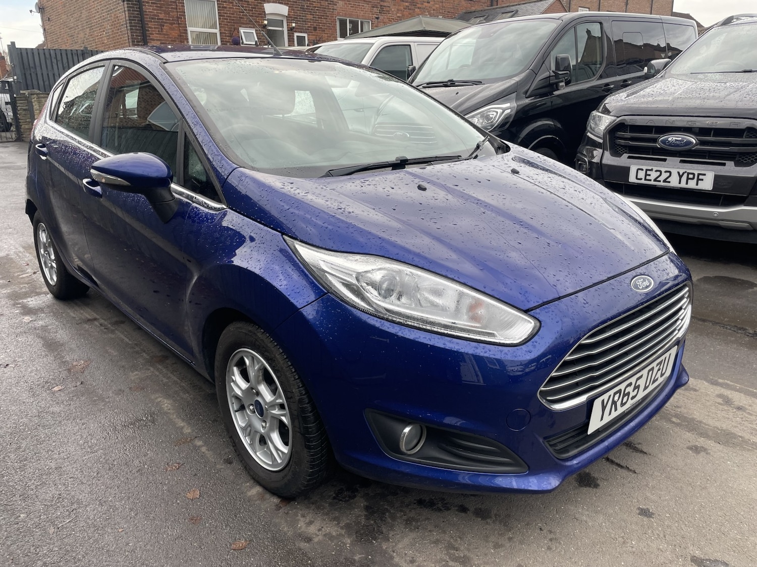 Used Ford Fiesta 2015 for sale - 76510963: Photo 1