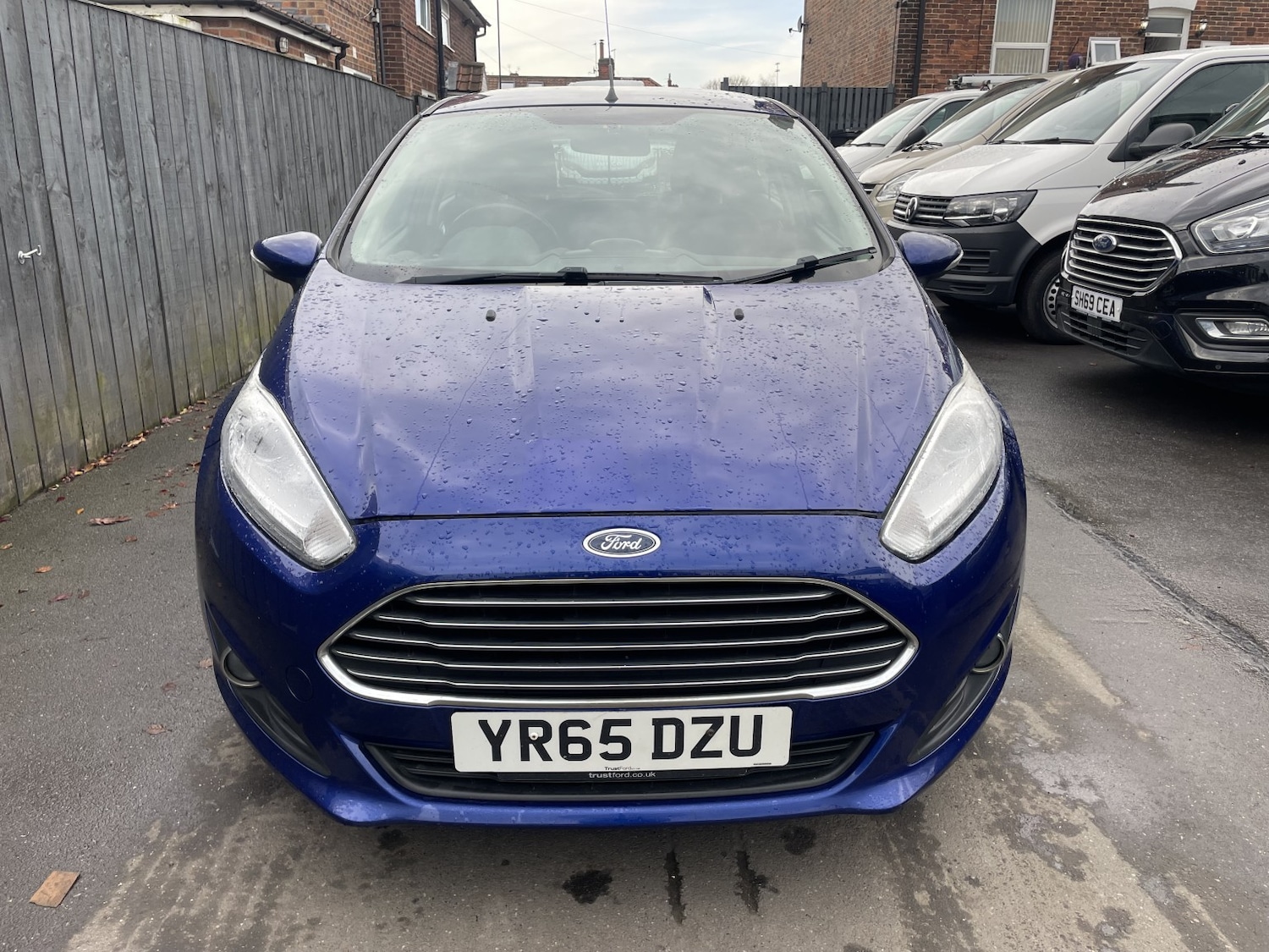 Used Ford Fiesta 2015 for sale - 76510963: Photo 2