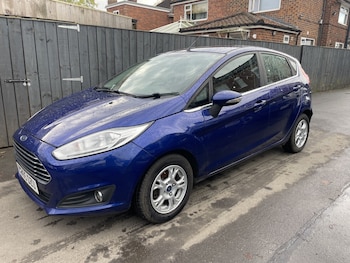 Used Ford Fiesta 2015 for sale - 76510963: Photo