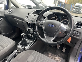 Used Ford Fiesta 2015 for sale - 76510963: Photo