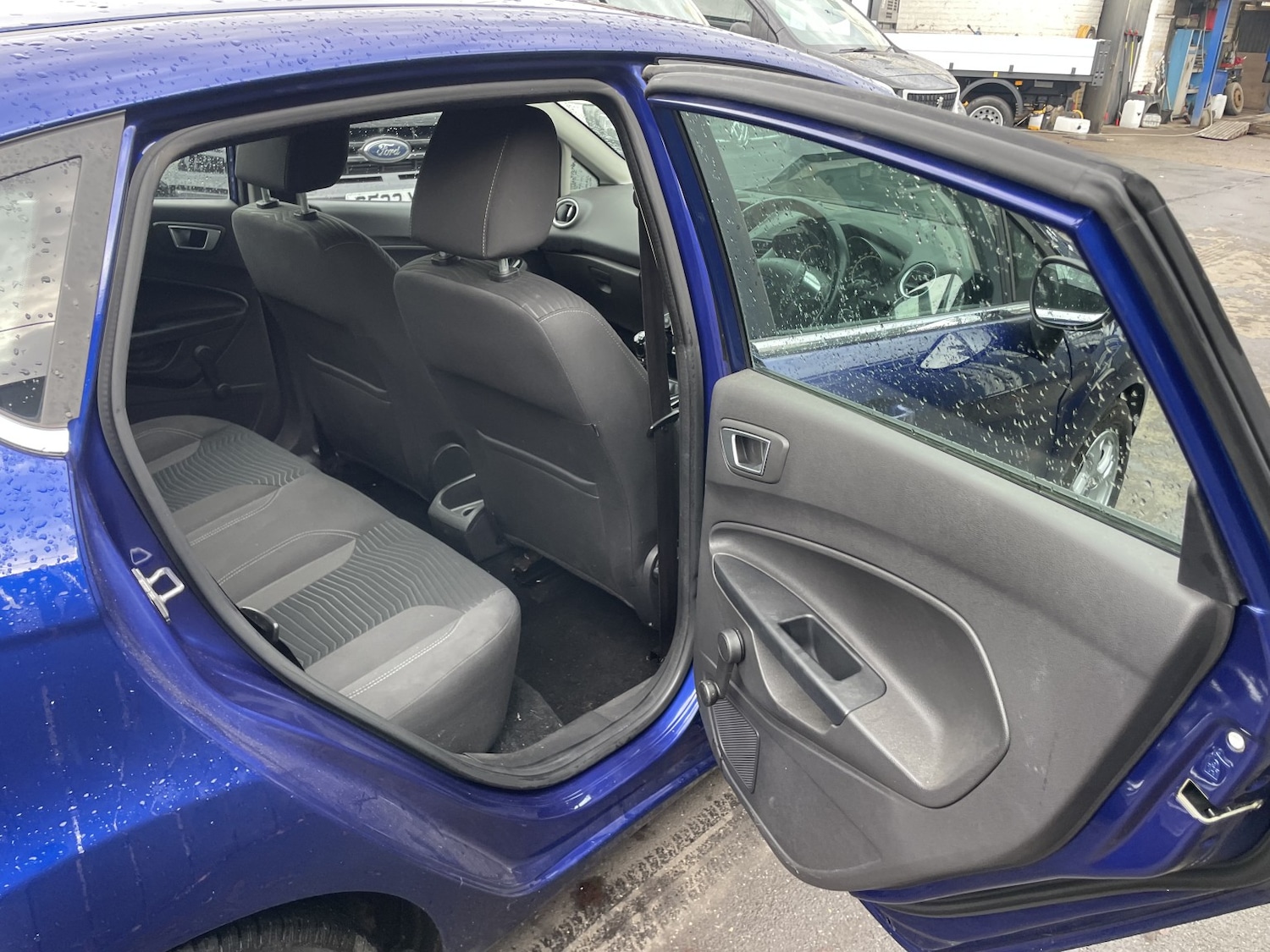 Used Ford Fiesta 2015 for sale - 76510963: Photo 7