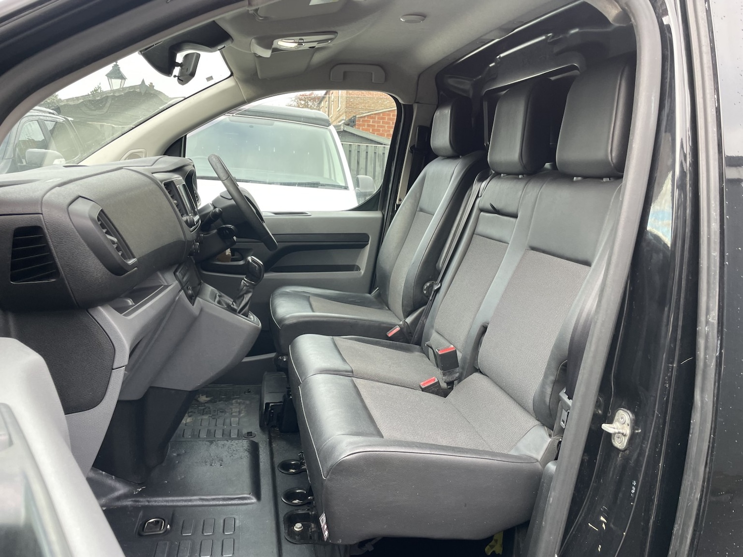 Used Peugeot Expert 2019 for sale - 76521074: Photo 16