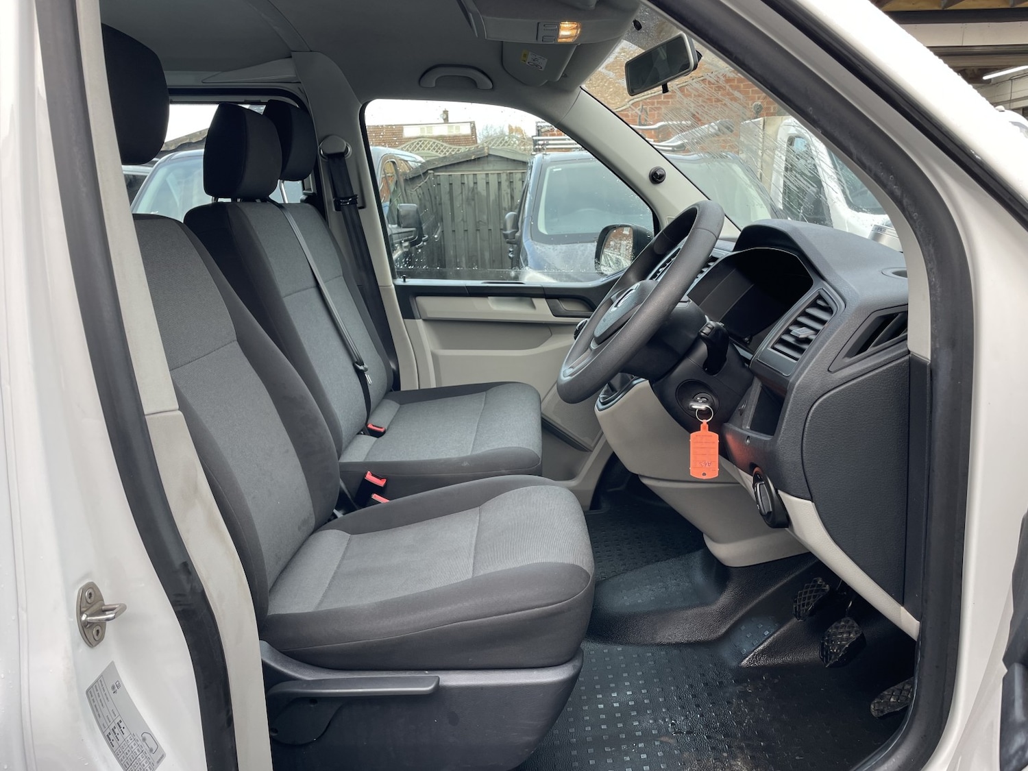 Used Volkswagen Transporter 2017 for sale - 77465092: Photo 7