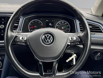 Used Volkswagen T-Roc 2020 for sale - 79698311: Photo