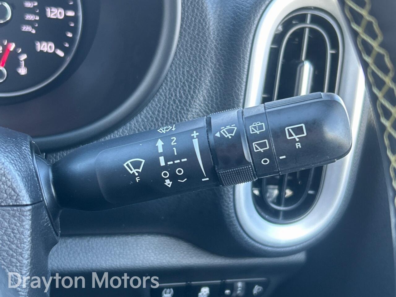 Used Kia Picanto 2023 for sale - 77992894: Photo 32