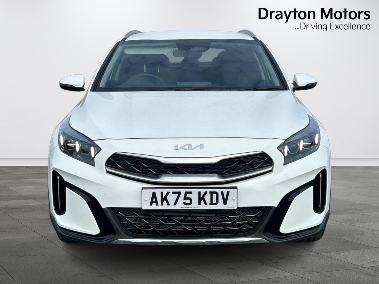 Used Kia XCeed 2025 for sale - 78086517: Photo 3