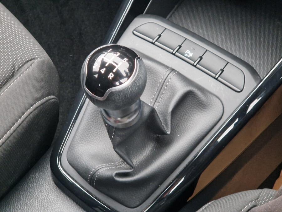 Used Kia Rio 2023 for sale - 76645797: Photo 35