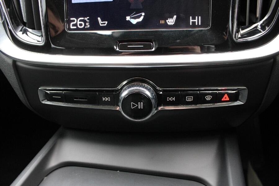 Used Volvo V60 2020 for sale - 77320639: Photo 31