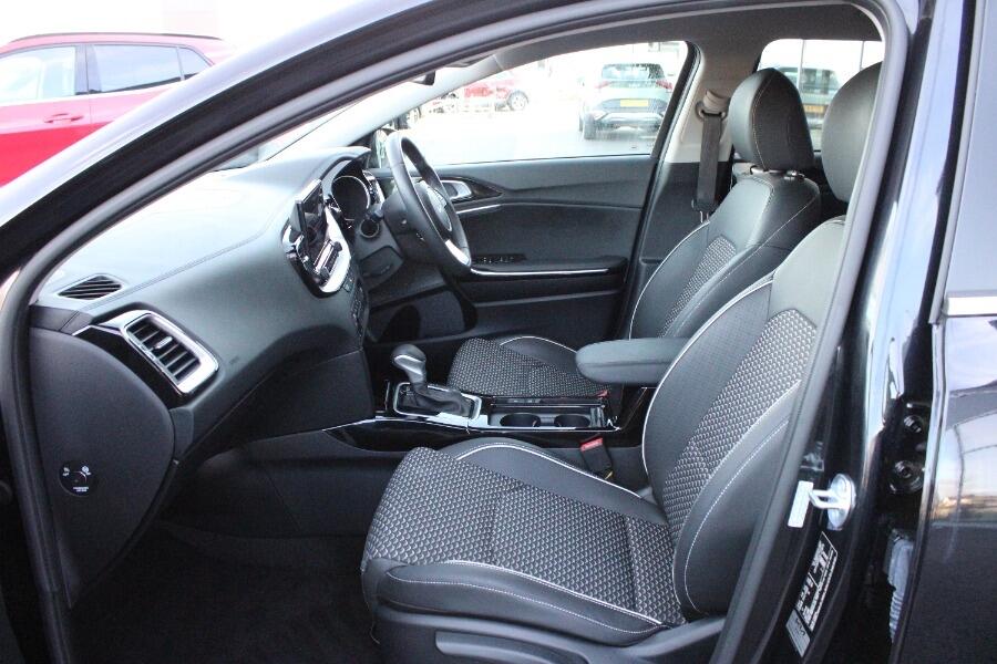 Used Kia Ceed 2025 for sale - 76398054: Photo 13