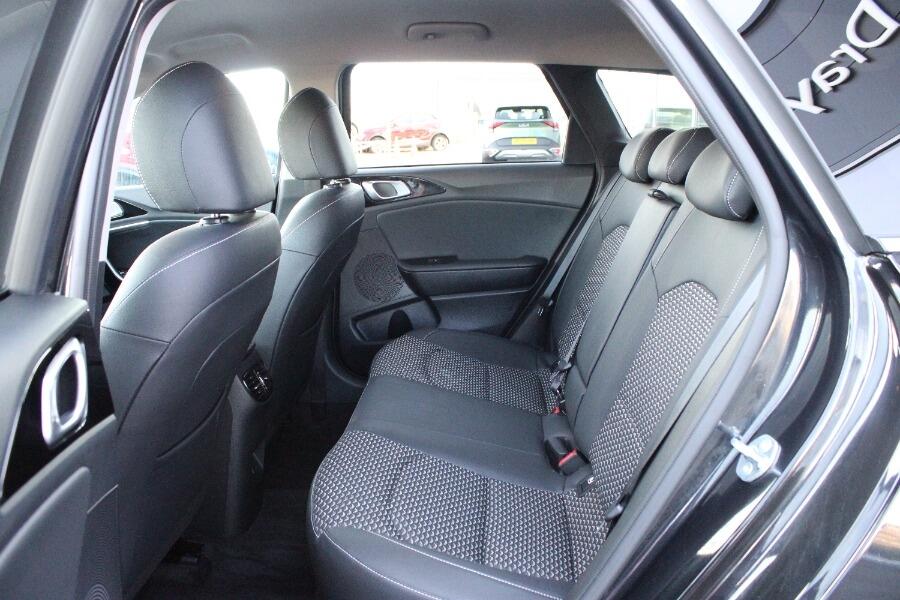 Used Kia Ceed 2025 for sale - 76398054: Photo 16