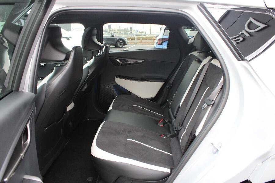 Used Kia EV6 for sale - 77671739: Photo 17