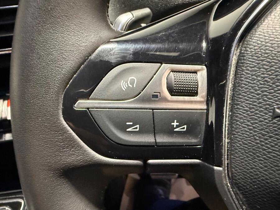 Used Peugeot 5008 2023 for sale - 76898593: Photo 28