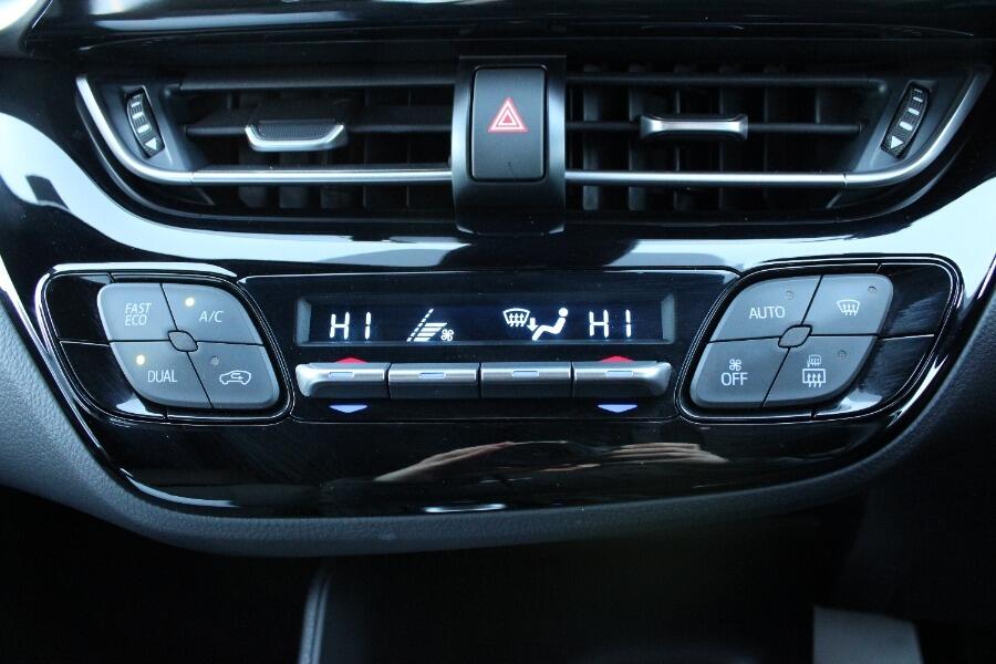 Used Toyota C-HR for sale - 77344548: Photo 30