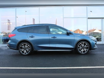 Used Ford Focus 2019 for sale - 76743539: Photo