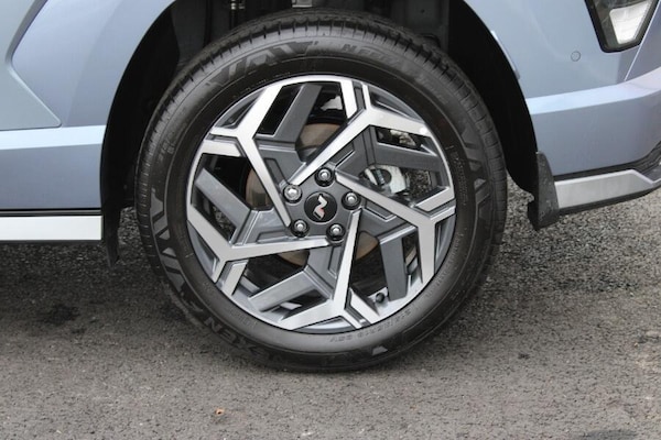 Used Hyundai KONA 2025 for sale - 76152733: Photo 12