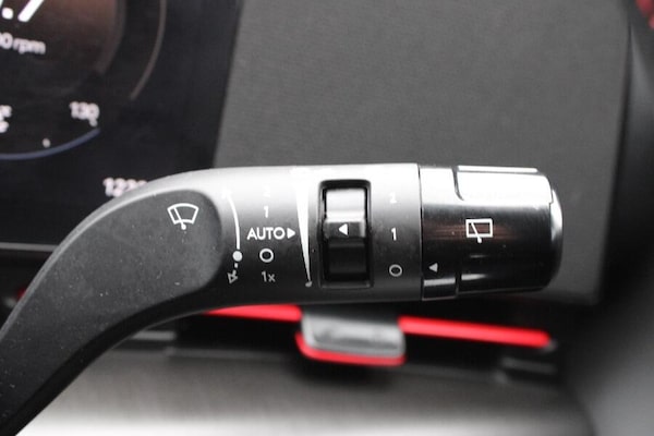 Used Hyundai KONA 2025 for sale - 76152733: Photo 25