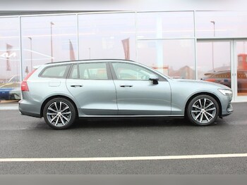 Used Volvo V60 2020 for sale - 77344978: Photo