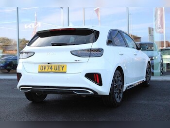 Used Kia Ceed 2025 for sale - 76398099: Photo