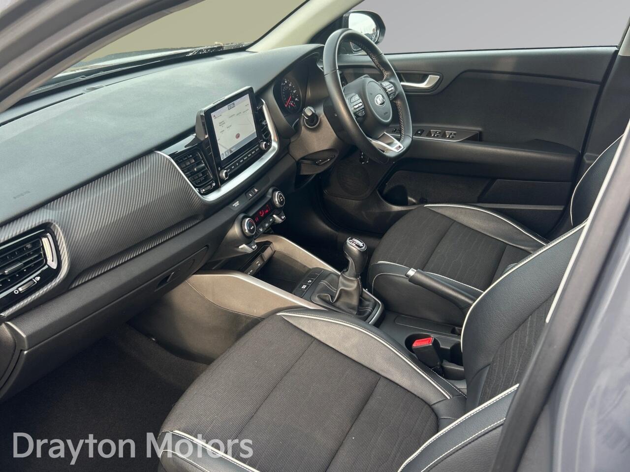 Used Kia Stonic for sale - 77345710: Photo 12