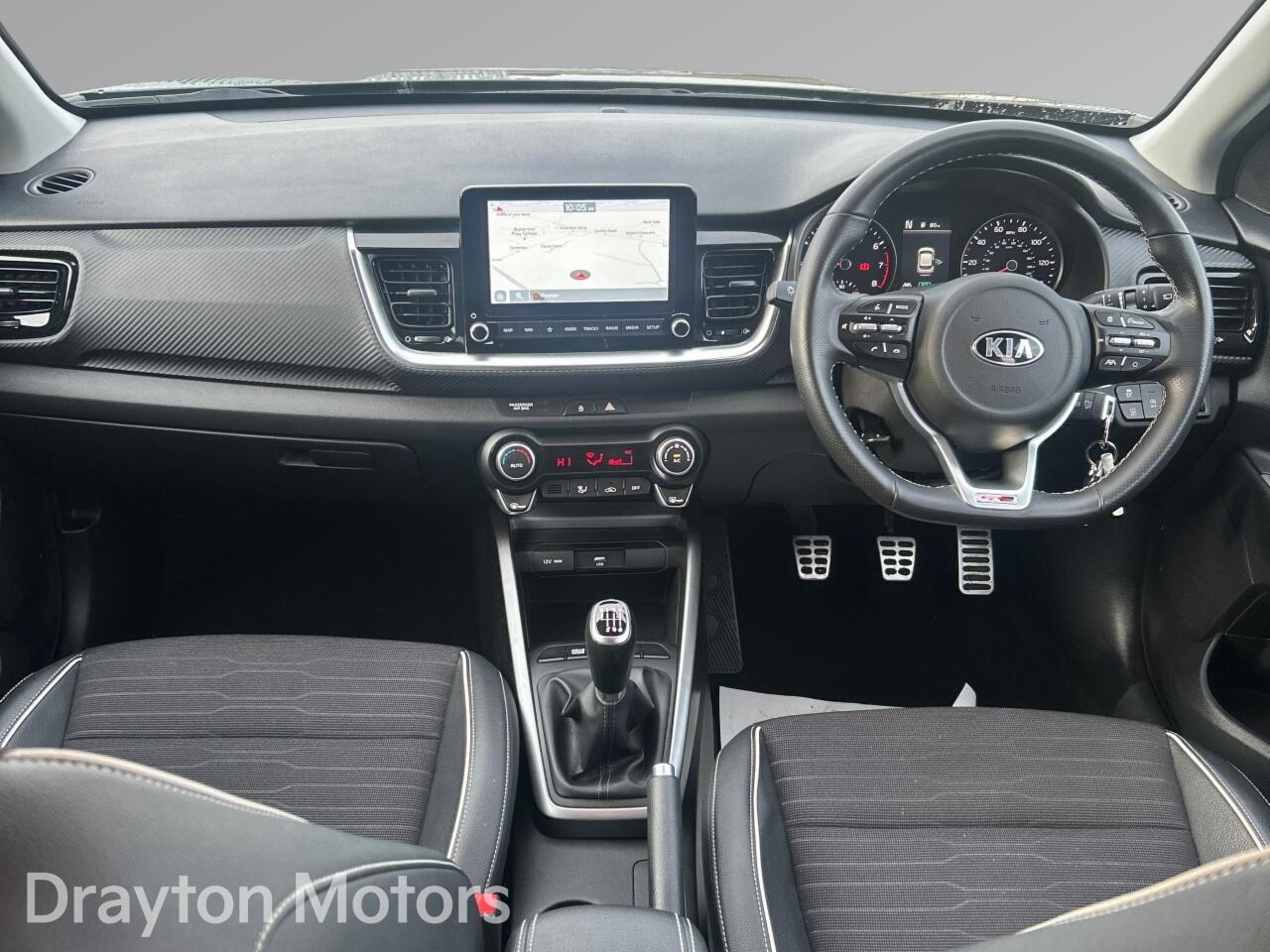 Used Kia Stonic for sale - 77345710: Photo 2