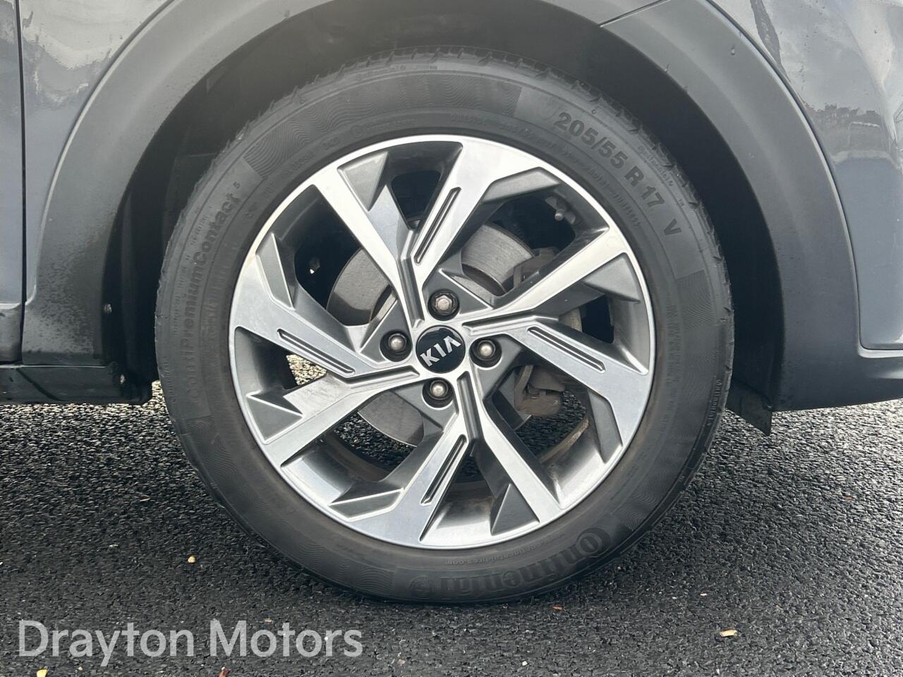 Used Kia Stonic for sale - 77345710: Photo 38