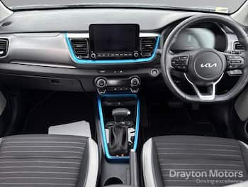 Used Kia Stonic 2024 for sale - 79766973: Photo