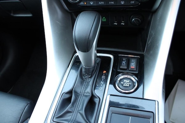 Used Mitsubishi Eclipse Cross 2020 for sale - 76240185: Photo 26