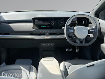 Used Kia EV3 2025 for sale - 77970422: Photo