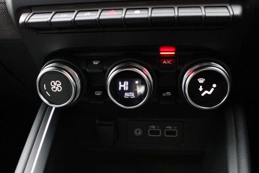 Used Renault Clio 2024 for sale - 77321022: Photo 31