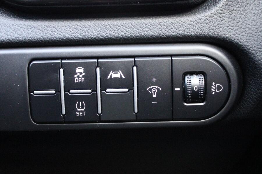 Used Kia XCeed 2025 for sale - 76440515: Photo 19