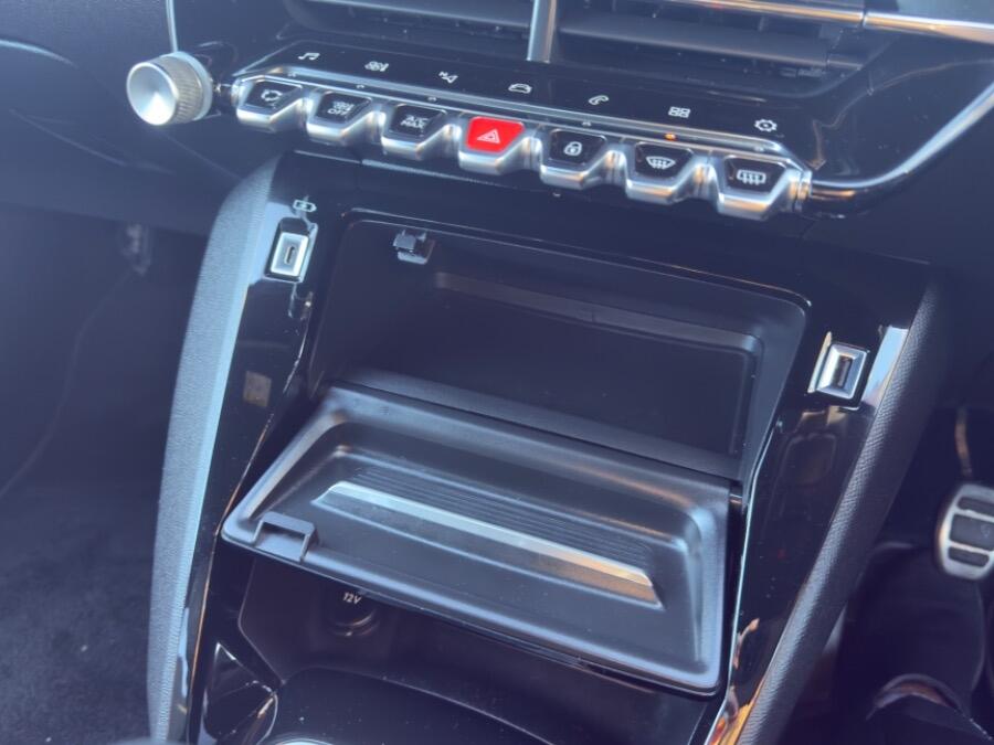 Used Peugeot 208 2021 for sale - 76898824: Photo 12