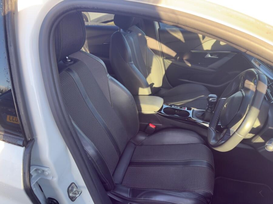 Used Peugeot 208 2021 for sale - 76898824: Photo 15