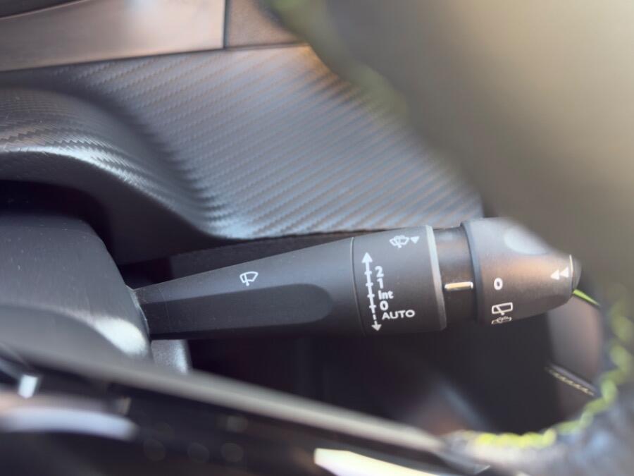 Used Peugeot 208 2021 for sale - 76898824: Photo 17