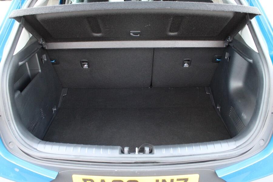 Used Kia Stonic 2022 for sale - 76912824: Photo 10