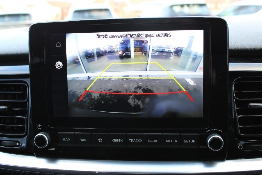 Used Kia Stonic 2022 for sale - 76912824: Photo 31