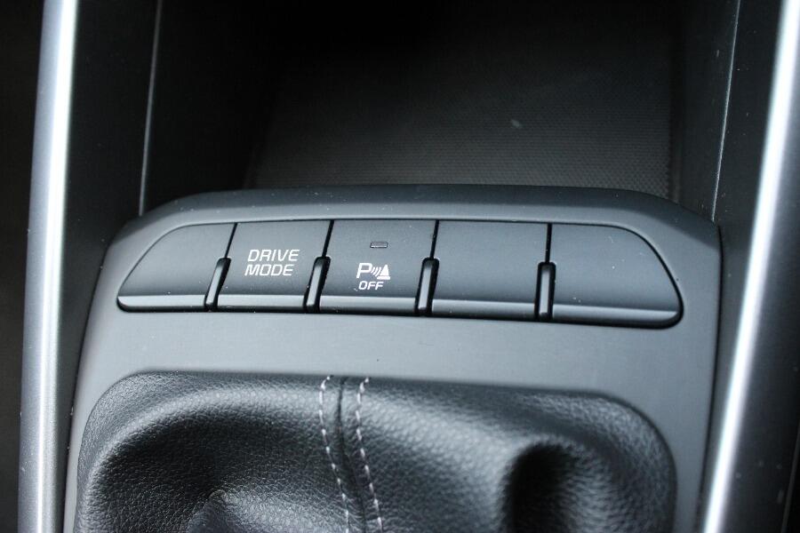 Used Kia Stonic 2022 for sale - 76912824: Photo 33