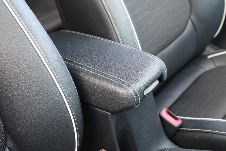 Used Kia Stonic 2022 for sale - 76912824: Photo 35