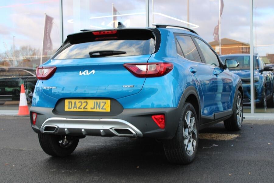 Used Kia Stonic 2022 for sale - 76912824: Photo 4