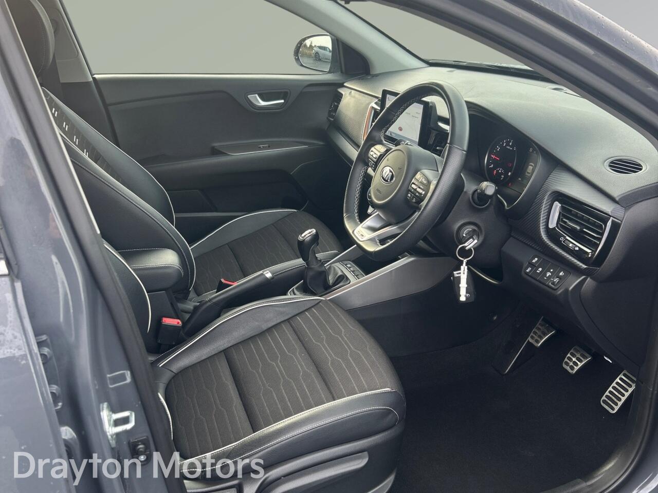 Used Kia Stonic 2021 for sale - 77523503: Photo 15