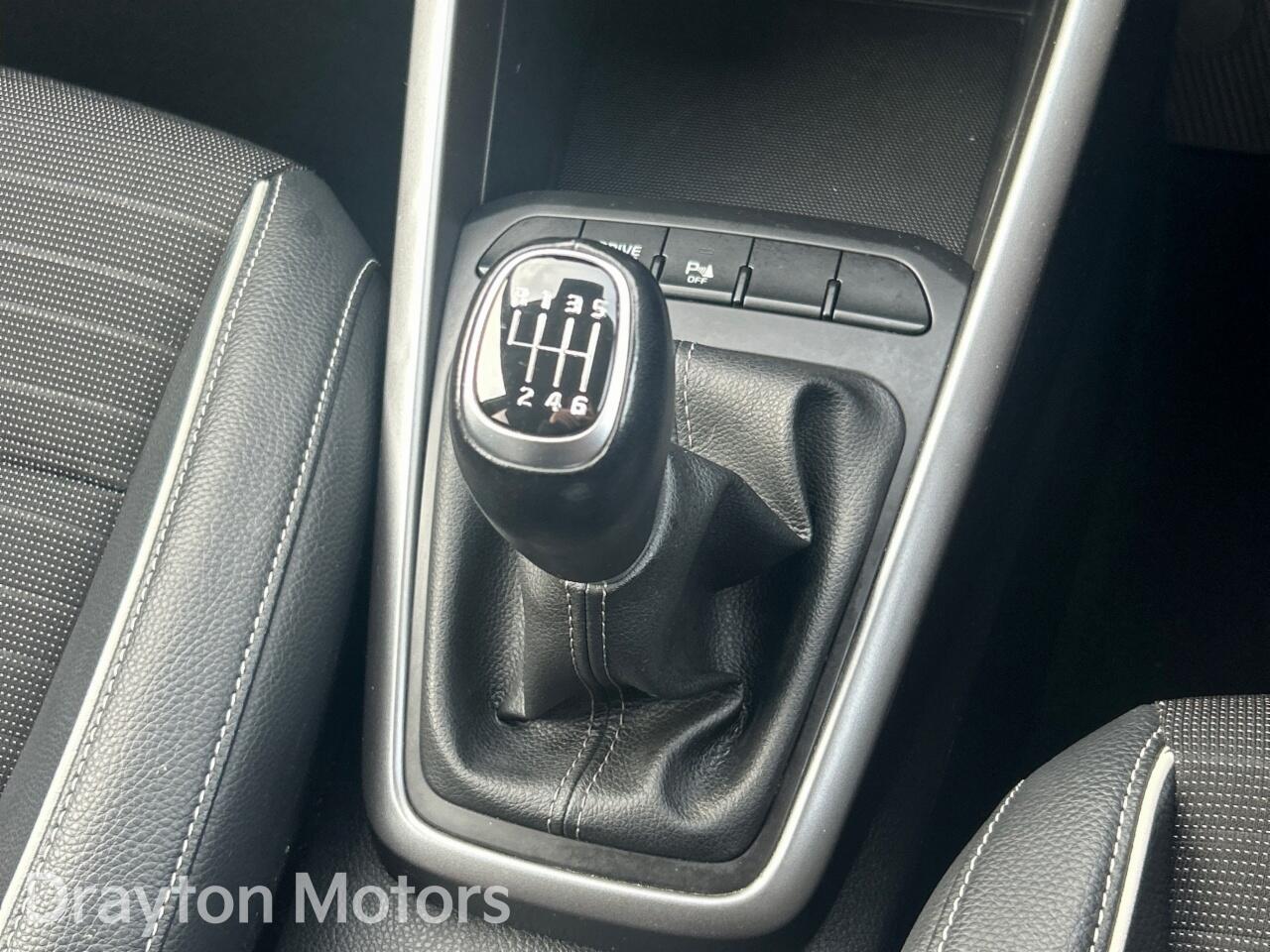 Used Kia Stonic 2021 for sale - 77523503: Photo 27