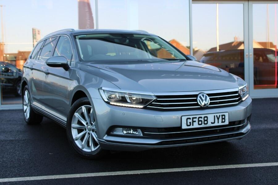 Used Volkswagen Passat 2018 for sale - 76765557: Photo 1