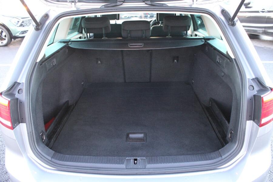 Used Volkswagen Passat 2018 for sale - 76765557: Photo 10