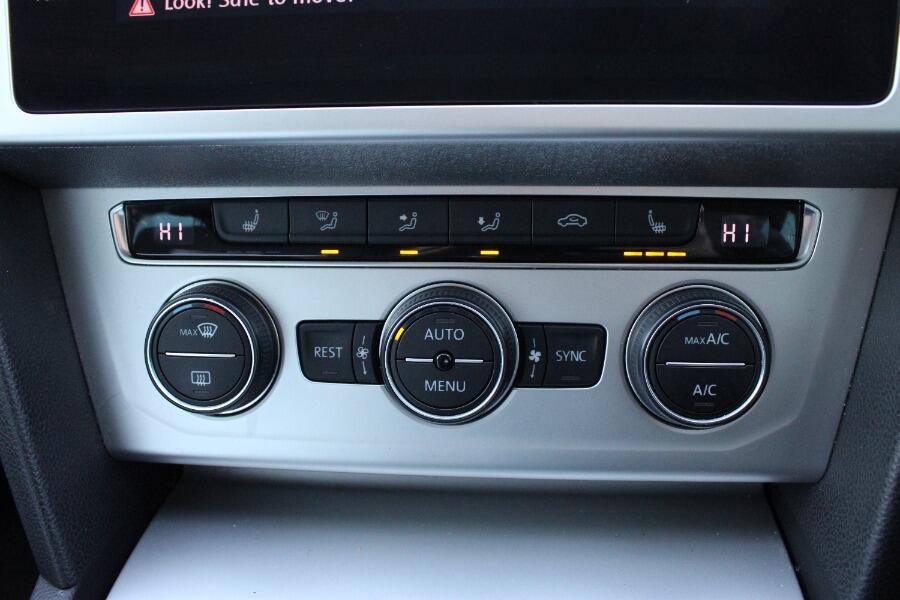 Used Volkswagen Passat 2018 for sale - 76765557: Photo 30