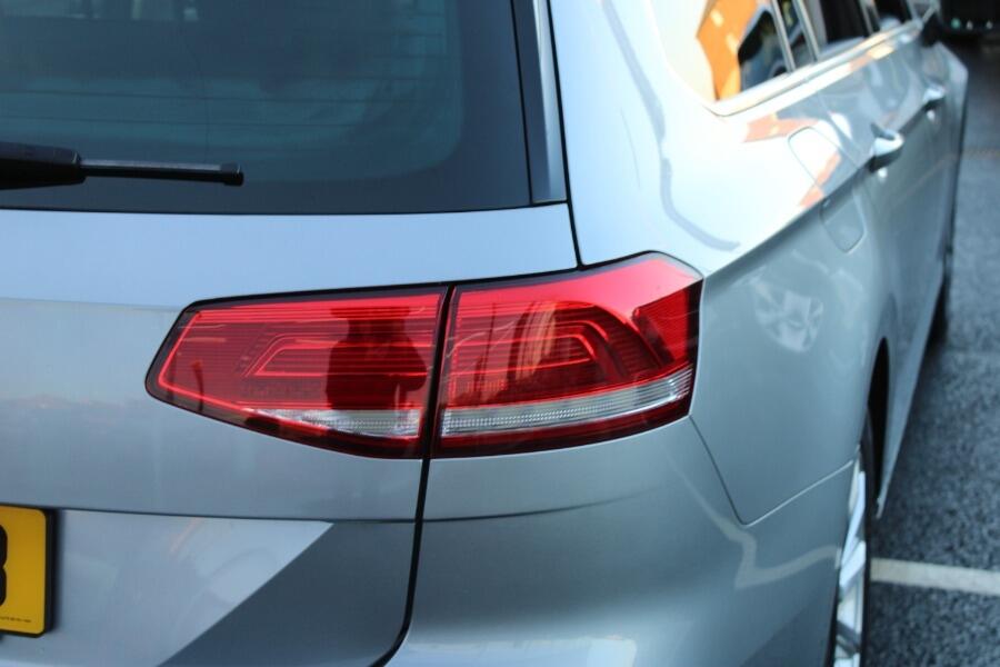 Used Volkswagen Passat 2018 for sale - 76765557: Photo 35