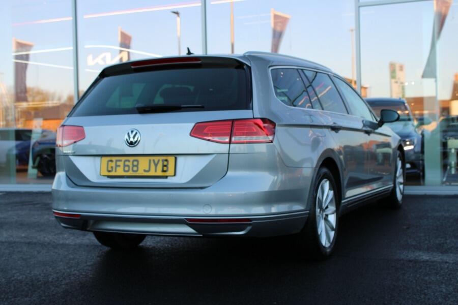 Used Volkswagen Passat 2018 for sale - 76765557: Photo 4