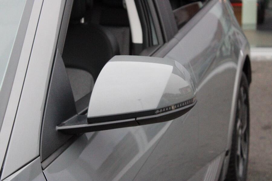 Used Hyundai IONIQ 5 2023 for sale - 76336818: Photo 44