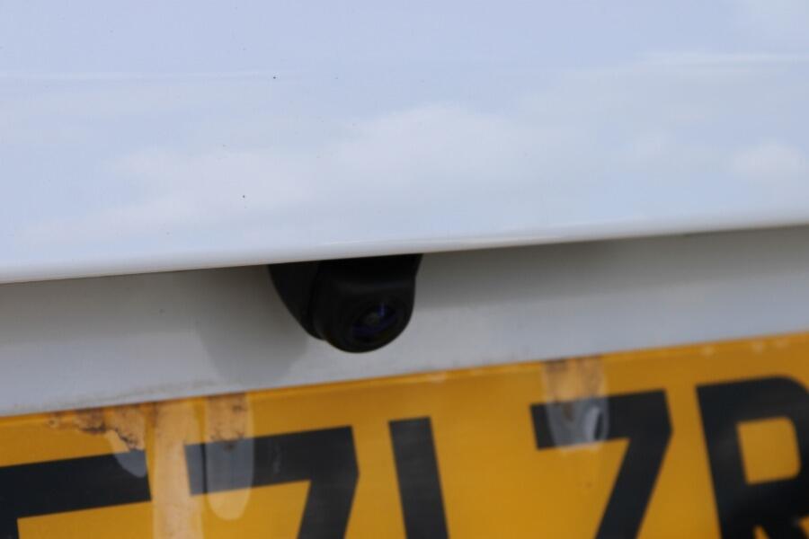 Vehicle 33