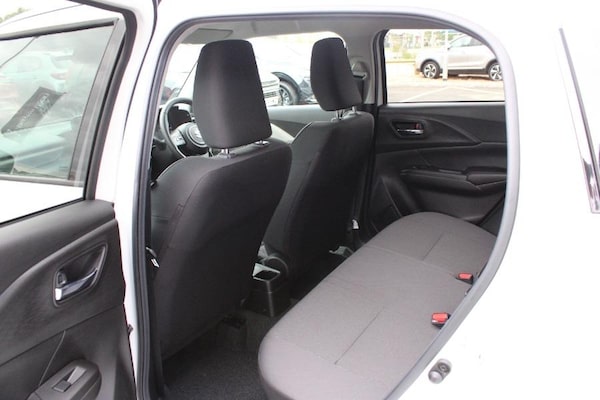 Used Suzuki Swift 2024 for sale - 75400733: Photo 15
