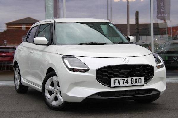 Used Suzuki Swift 2024 for sale - 75400733: Photo 1