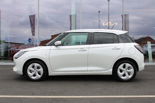 Used Suzuki Swift 2024 for sale - 75400733: Photo 7